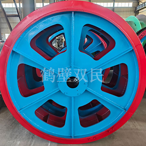 鶴壁市雙民礦山機械有限公司雙槽天輪發(fā)貨現(xiàn)場！